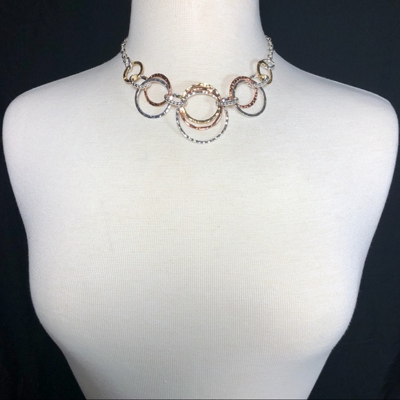 Hammered Rings Tri-tone Necklace Earrings Set - Picture 3 of 3